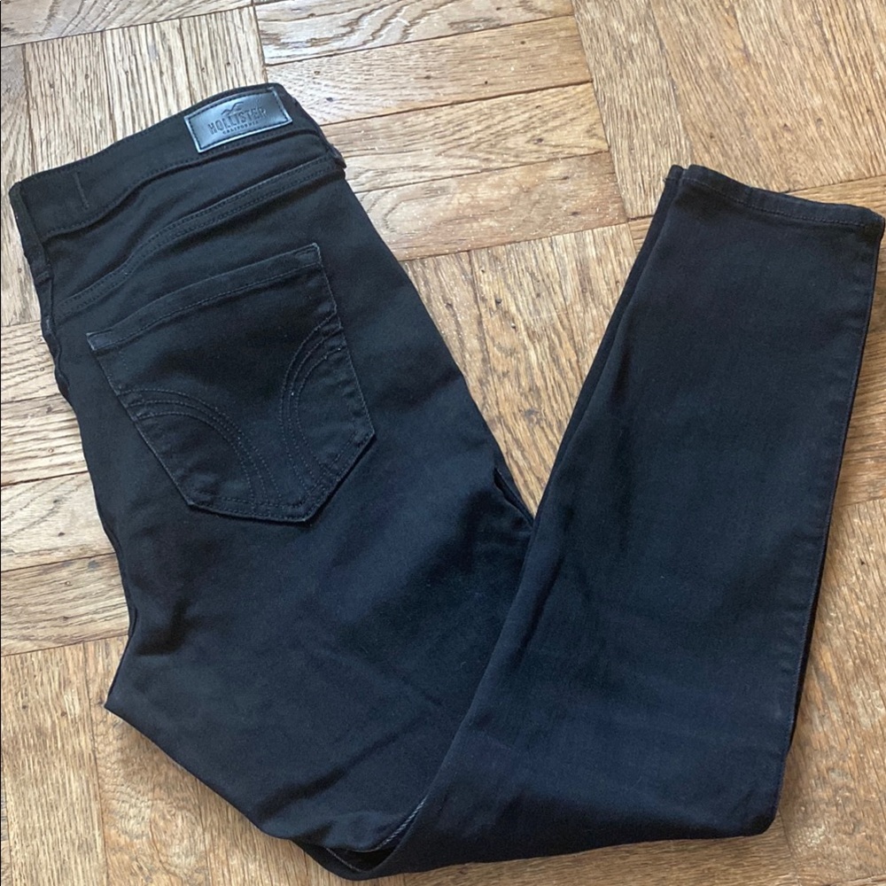 High rise hollister jeans 29s